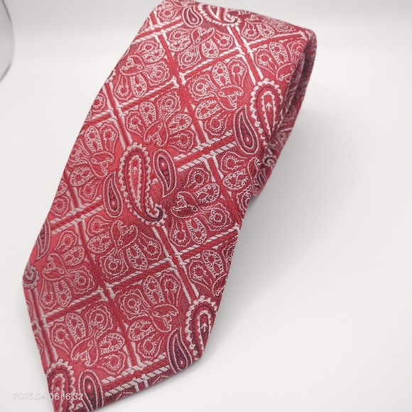 Versa Collesioni Tie Necktie Silk Handmade Red Silver Gray Paisley Formal Luxury - Picture 2 of 11